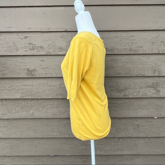 Banana Republic 3/4 sleeve sweater! - Picture 3 of 4